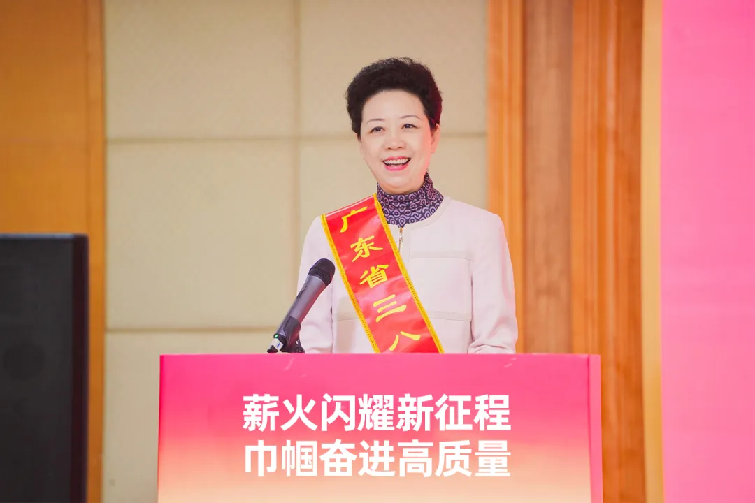 中国妇女报 | jc710公海赌船李倩仪专访：以供应链为笔，绘行业新篇章